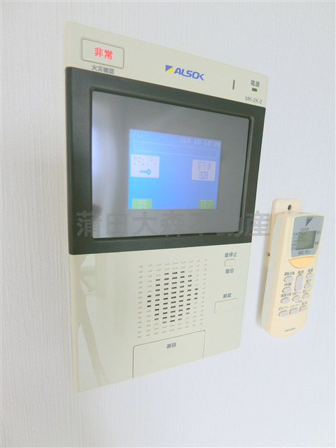 エアフレックス羽田の設備|TVモニター付オートロック　インタ―ホン
