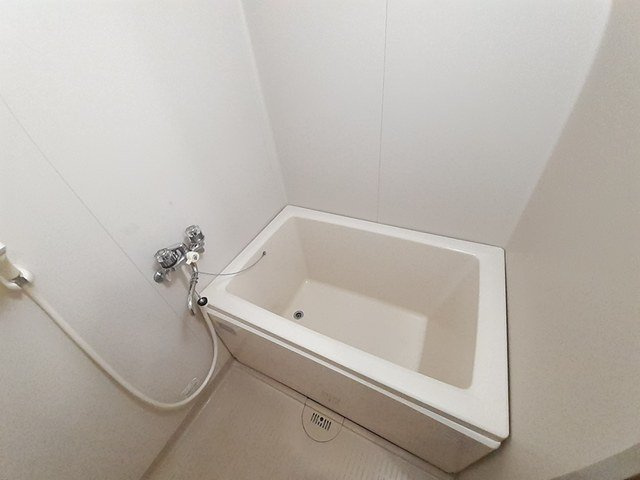 グリーンパーク松代の浴室|コンパクトで使いやすいお風呂です