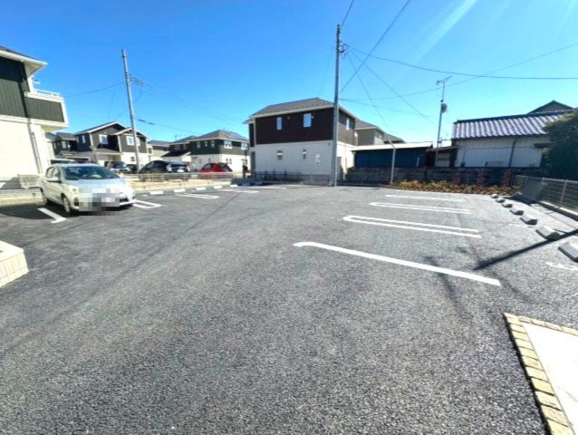 【駐車場】