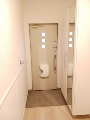 【玄関】 | ルーナ・プレーナ