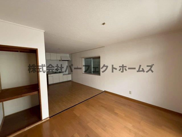 船橋本町2丁目戸建　賃貸の居間・リビング|使いやすいリビングです