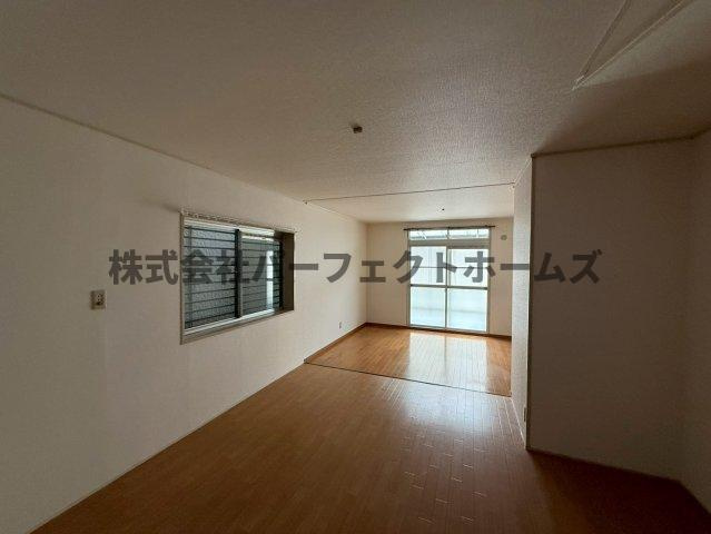 船橋本町2丁目戸建　賃貸の居間・リビング|ゆったりとした居間です