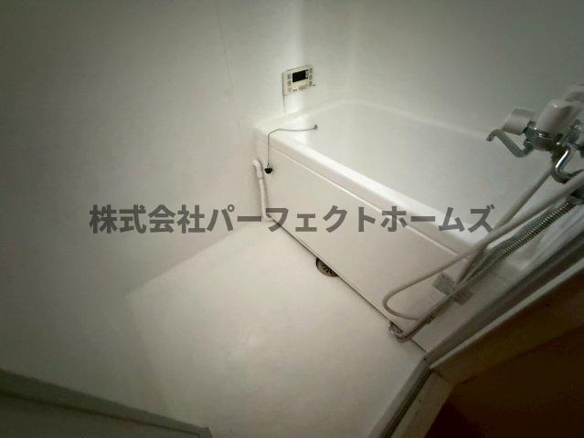 船橋本町2丁目戸建　賃貸の浴室|コンパクトで使いやすいお風呂です