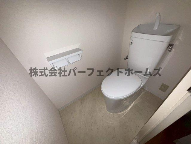 船橋本町2丁目戸建　賃貸のトイレ|清潔感のあるトイレです