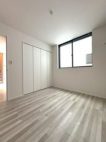Sky Terrace Family — 東海岸南の洋室