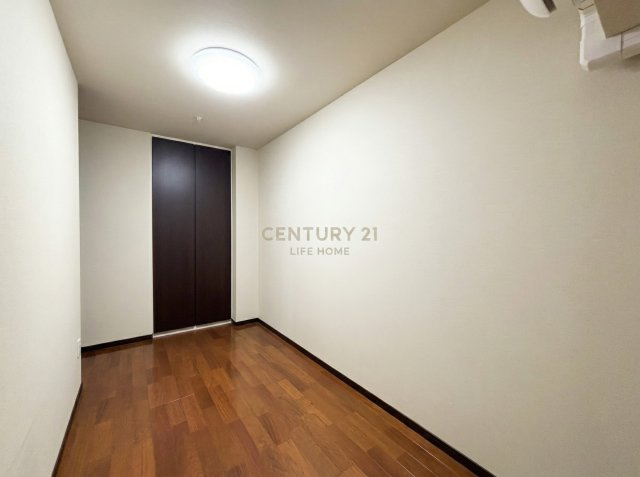 【洋室】 | THE KOSUGI TOWER | コンパクトで使いやすい洋室です