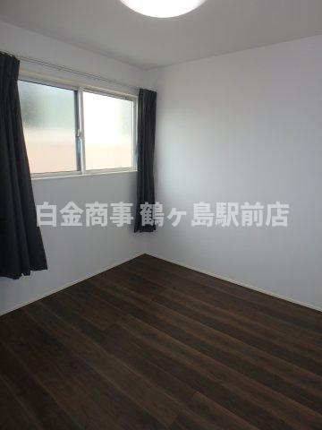 坂戸市関間中古戸建の洋室