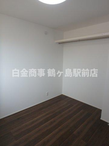 坂戸市関間中古戸建の洋室