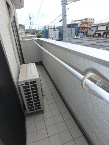 坂戸市関間中古戸建のバルコニー