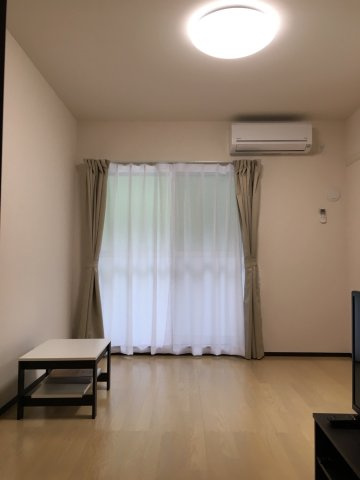 レオネクストベルポルト安針塚の居間・リビング|ゆったり過ごせるリビングです