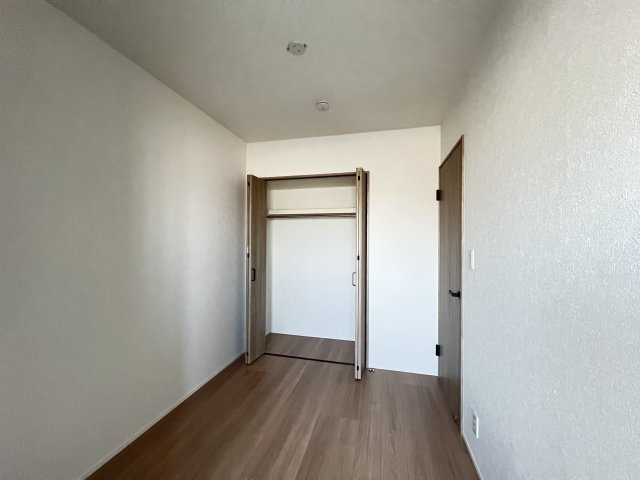 ローレルコート桜井南5階の洋室|洋室4.1帖