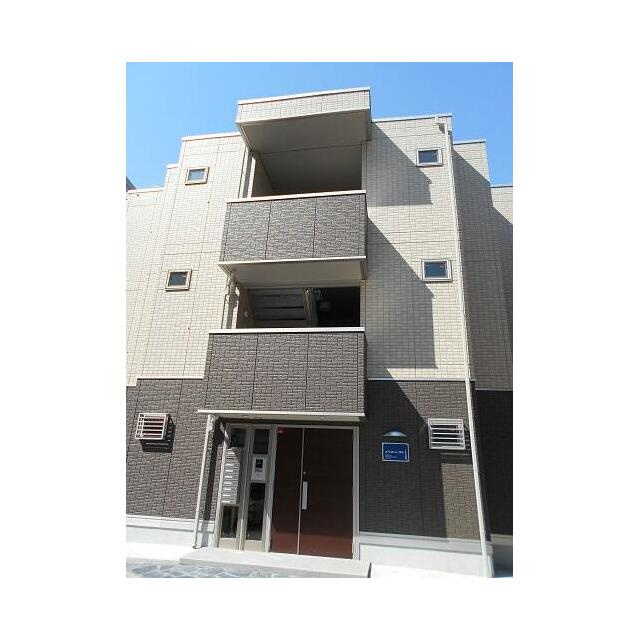 イシス・イーストのエントランス