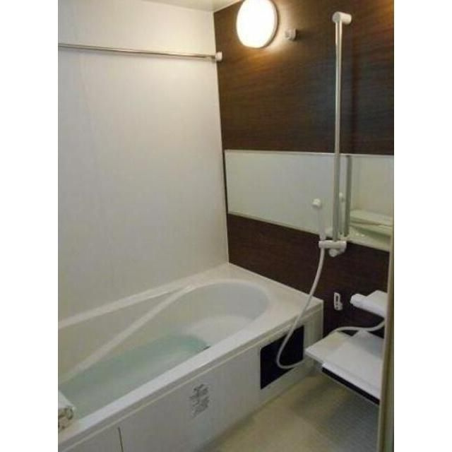 イシス・イーストの浴室