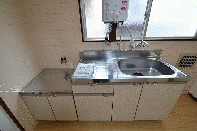 広島市中区宝町の賃貸マンションのキッチン