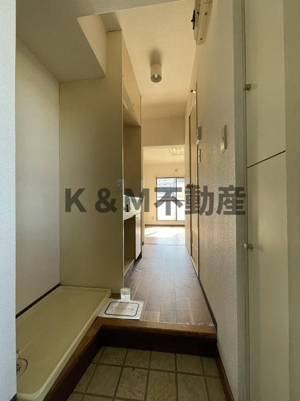 カーサディ北柏の玄関|ゆったりとした玄関です