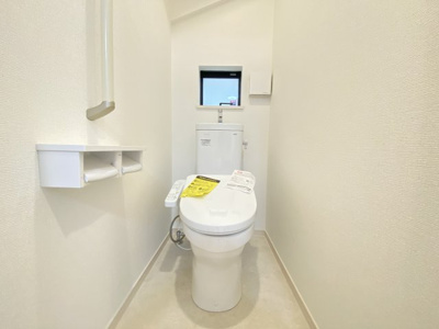 【トイレ】 | 南城市佐敷新開1番（全3棟）C号棟 | ※同仕様写真です