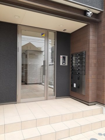 サンリットウエストＪのエントランス|落ち着いたエントランスです