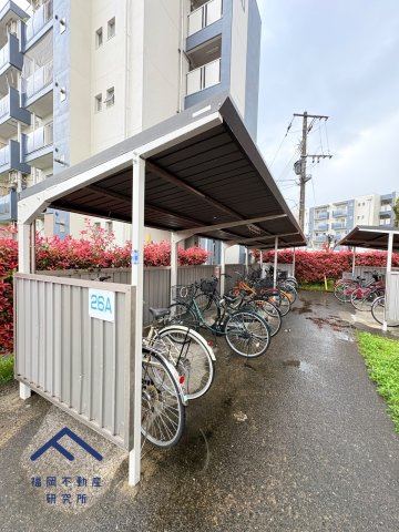 下大利団地の駐車場