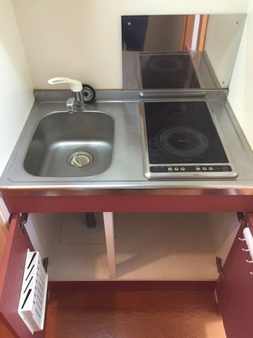 レオパレスダイヤモンドマーシュのキッチン|お料理しやすいキッチンです