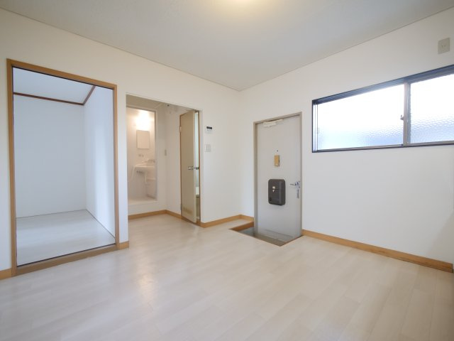 メゾン河合Ａ棟の玄関|※写真は別の部屋のものです。