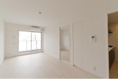 フェールメゾン西大島の居間・リビング