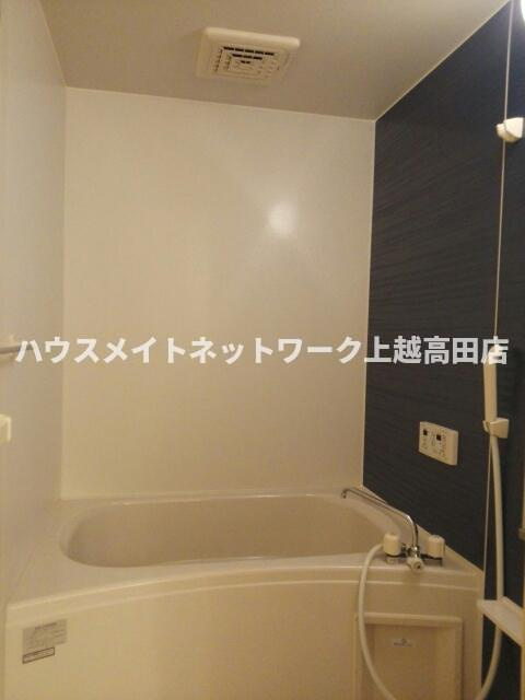 アンソレイエの浴室|追焚機能付