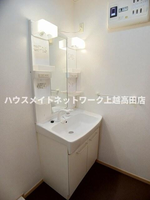 アンソレイエの独立洗面台|洗髪洗面化粧台