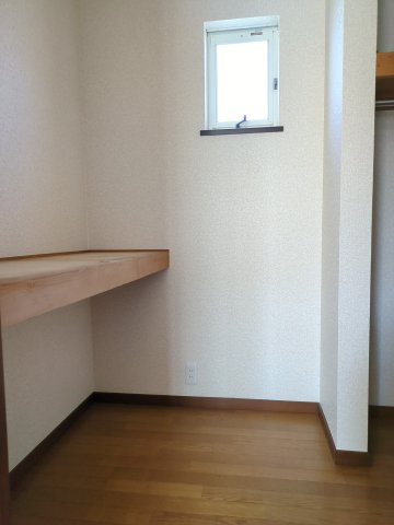 【収納】 | 大網白里市みずほ台３丁目　中古戸建 | ２階　11.8畳収納