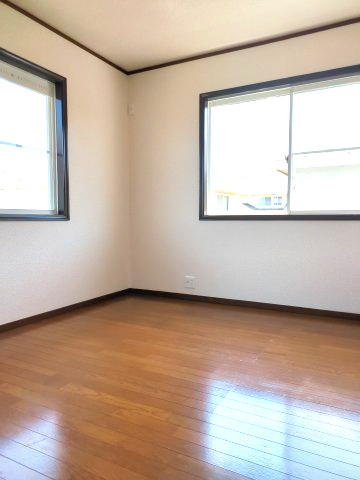 【洋室】 | 大網白里市みずほ台３丁目　中古戸建 | 6畳