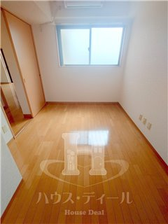 【洋室】 | ナカムラビルヂング | 明るい洋室です