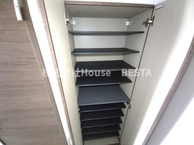 レジデンス神戸グルーブＨarborWestの収納