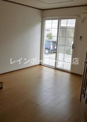 仲介手数料（賃料の1.10ヵ月）の50％OFF対象物件！の居間・リビング