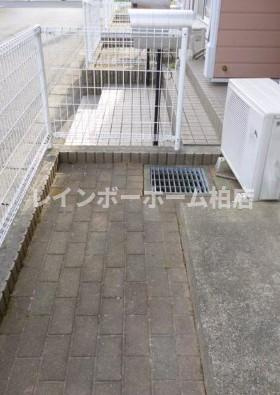 仲介手数料（賃料の1.10ヵ月）の50％OFF対象物件！のバルコニー