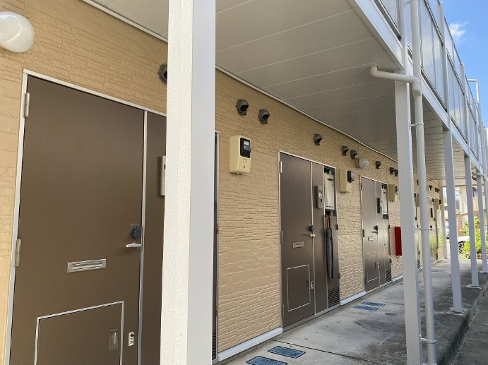 レオパレスハイツ旭が丘Bのエントランス