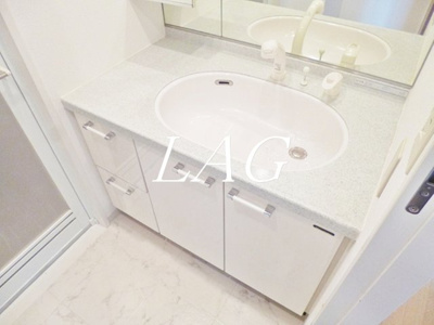 【洗面所】 | グランカーサ新小岩 | 洗面台です。