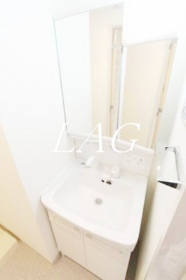 【洗面所】 | スカイコートパレス亀戸 | 洗面台です。