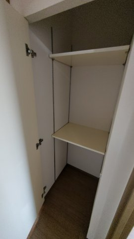 スカイコーポ鴨居の収納