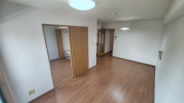 スカイコーポ鴨居の居間・リビング