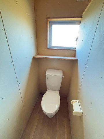 【トイレ】 | 菊陽町戸建 | 3棟画像。現況優先。