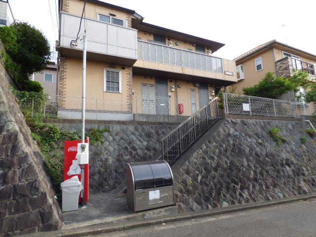 ウェルヴィラ馬堀海岸の外観