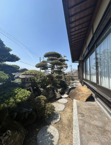 和泉市福瀬町戸建の庭