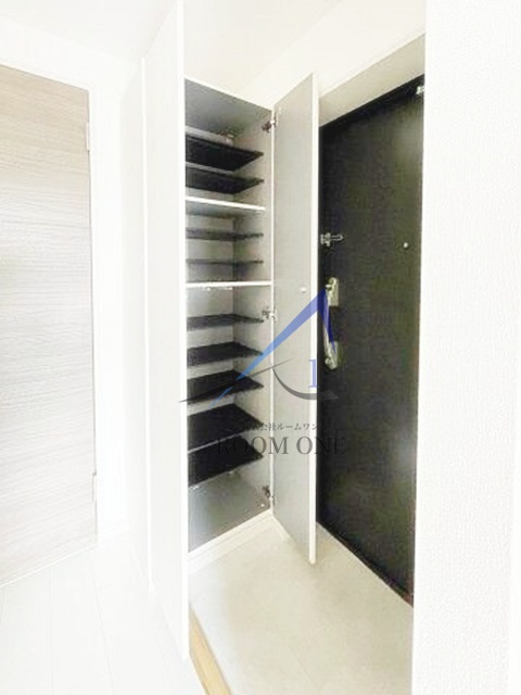 ＣＯＣＯＣＵＢＥ東日暮里のその他|シューズボックスです。