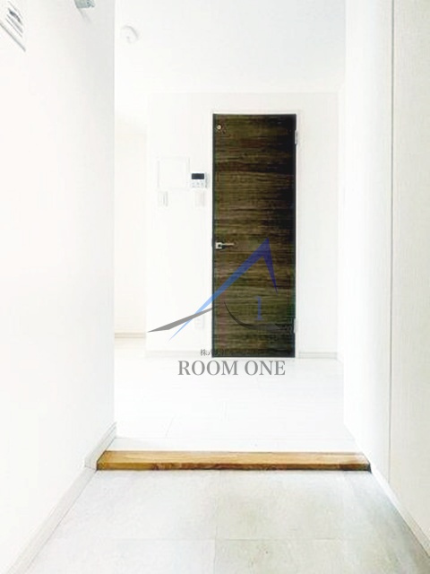 ＣＯＣＯＣＵＢＥ東日暮里の玄関|玄関です。