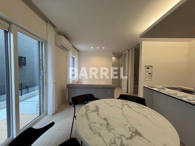 SEKISUIHOUSE noie　箕面萱野3号地の内装