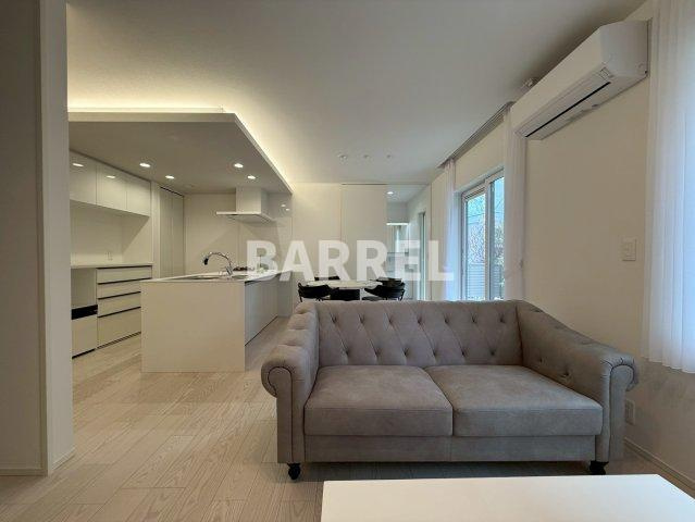 SEKISUIHOUSE noie　箕面萱野3号地の居間・リビング