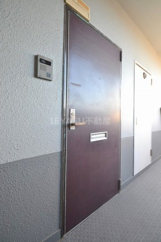 ジョイパレス南観音の玄関