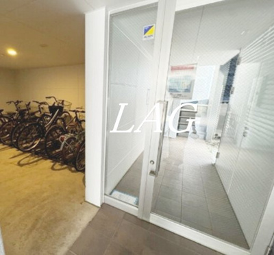 【エントランス】 | ルームス市川(E-073) | エントランスです。