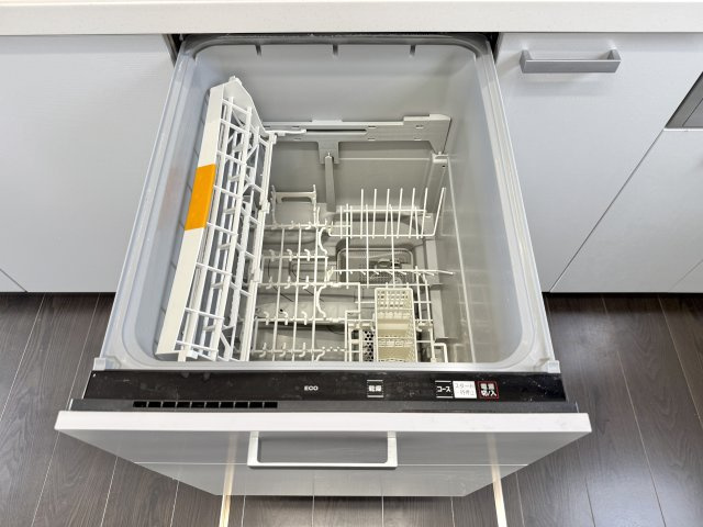 浜松市浜名区根堅の設備|食洗器付いていますすが、ぱっと見は食洗器と分からないデザインです！