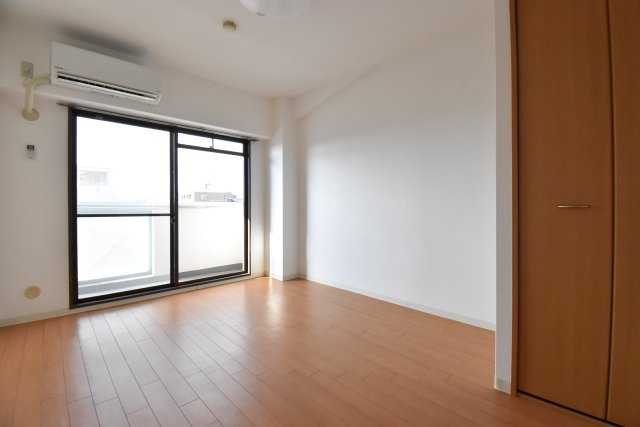 フローライト長居の居間・リビング