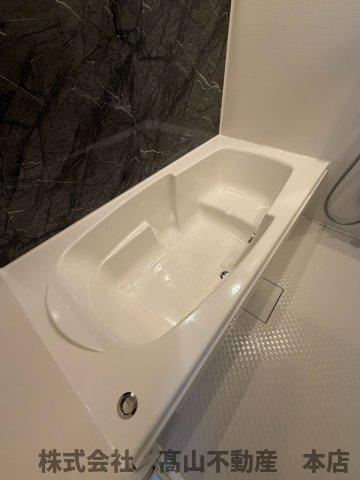 福津市津屋崎５丁目のアパートの浴室